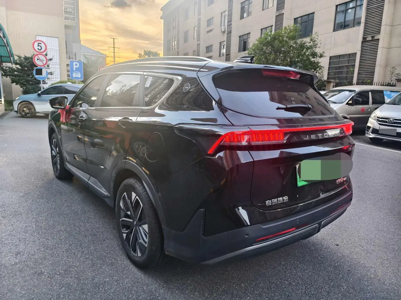Jetour 2024 Shanhai L7 1.5T 120km MAX 5-seat automatic gear 5