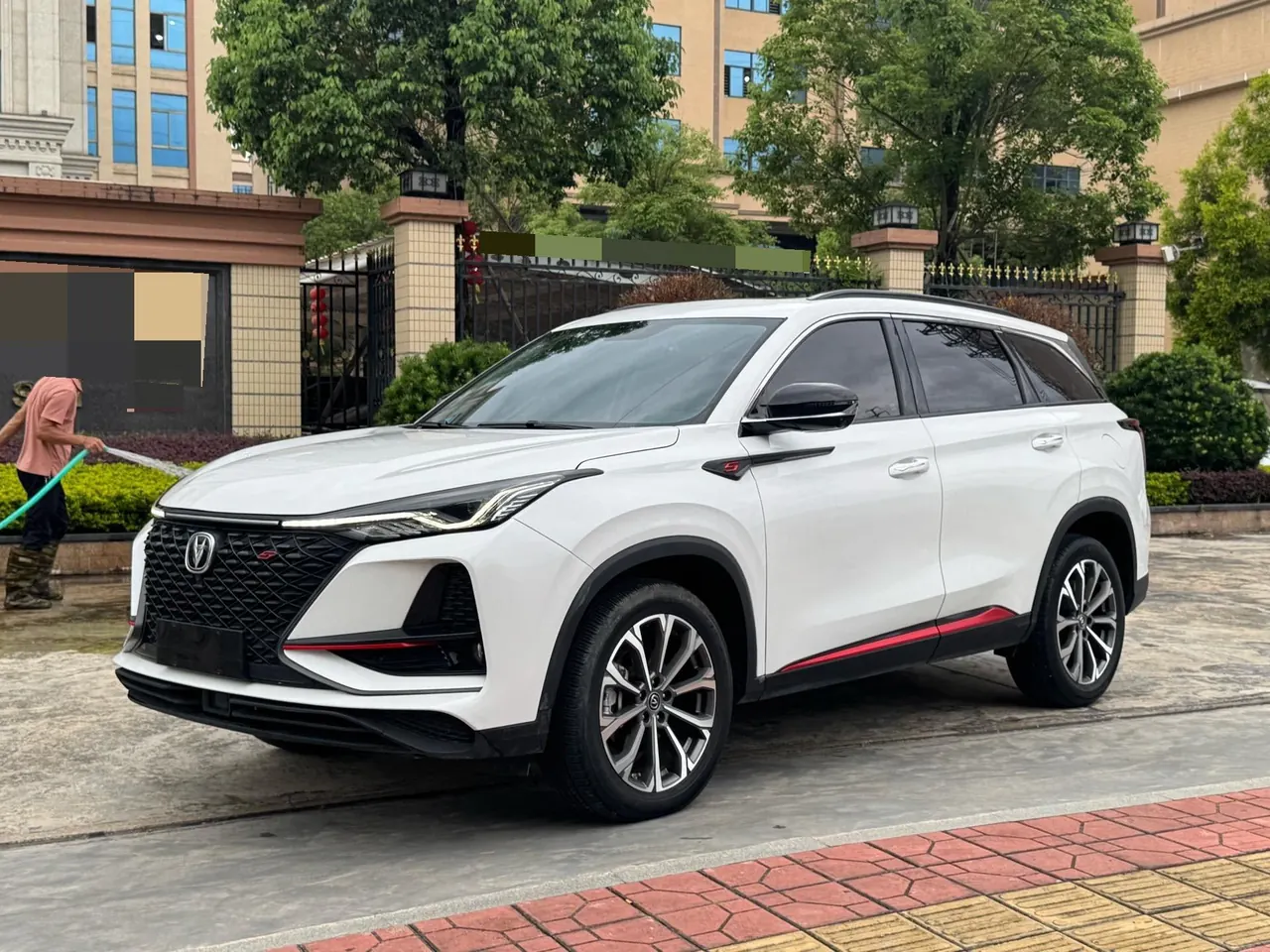 ChangAn 2020 CS75 PLUS 2.0T flagship automatic gear - View 1
