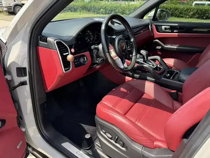 Cayenne New Energy 2021 Cayenne E-Hybrid 2.0T 11