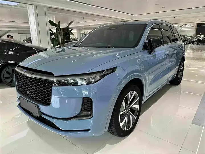 Li ONE 2021 extended 6-seat version - View 1