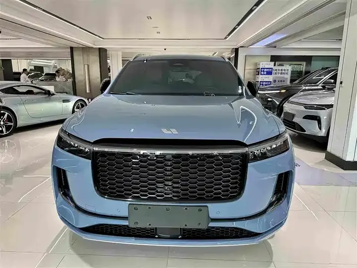 Li ONE 2021 extended 6-seat version 2