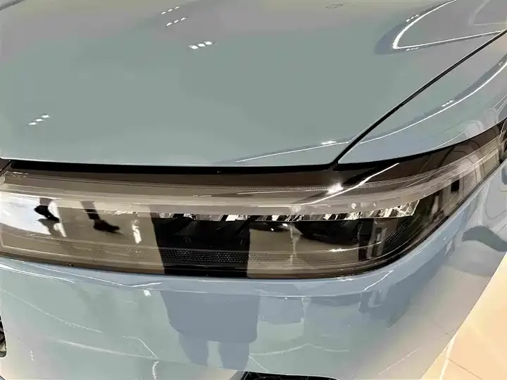 Li ONE 2021 extended 6-seat version 3