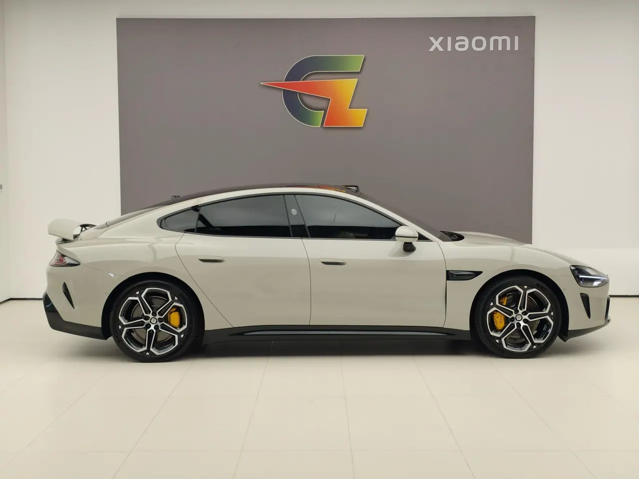 MI 2024 SU 7 830km Rear Drive Ultra Long Endurance High-end Smart Drive Pro Edition Automatic Gear 5