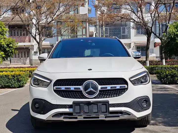 Mercedes Benz GLA 2022 to GLA 200 2