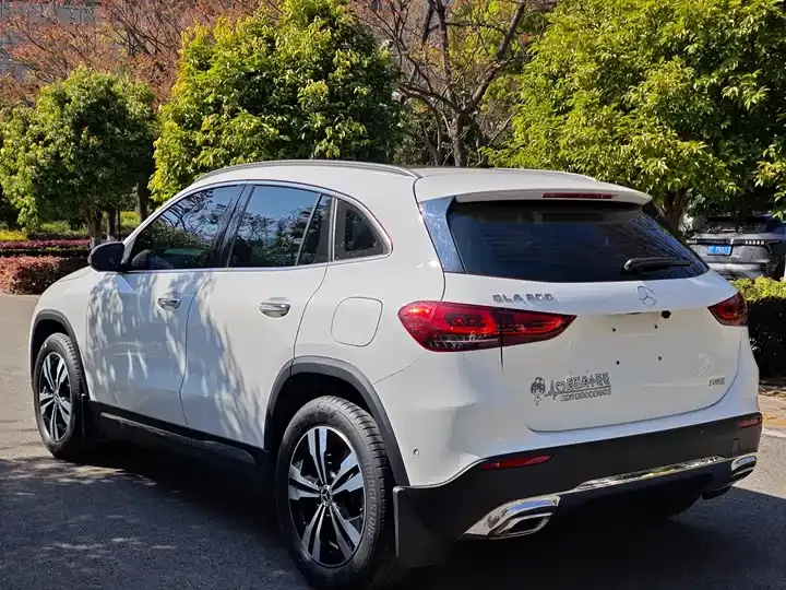 Mercedes Benz GLA 2022 to GLA 200 6