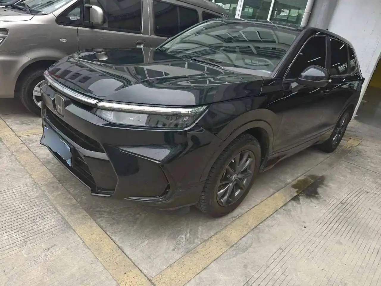 打开图片灯箱:Honda 2023 Hao Ying 1.5T Stepless 240TURBO Two-Drive Premium Edition 5-seat Automatic Gear