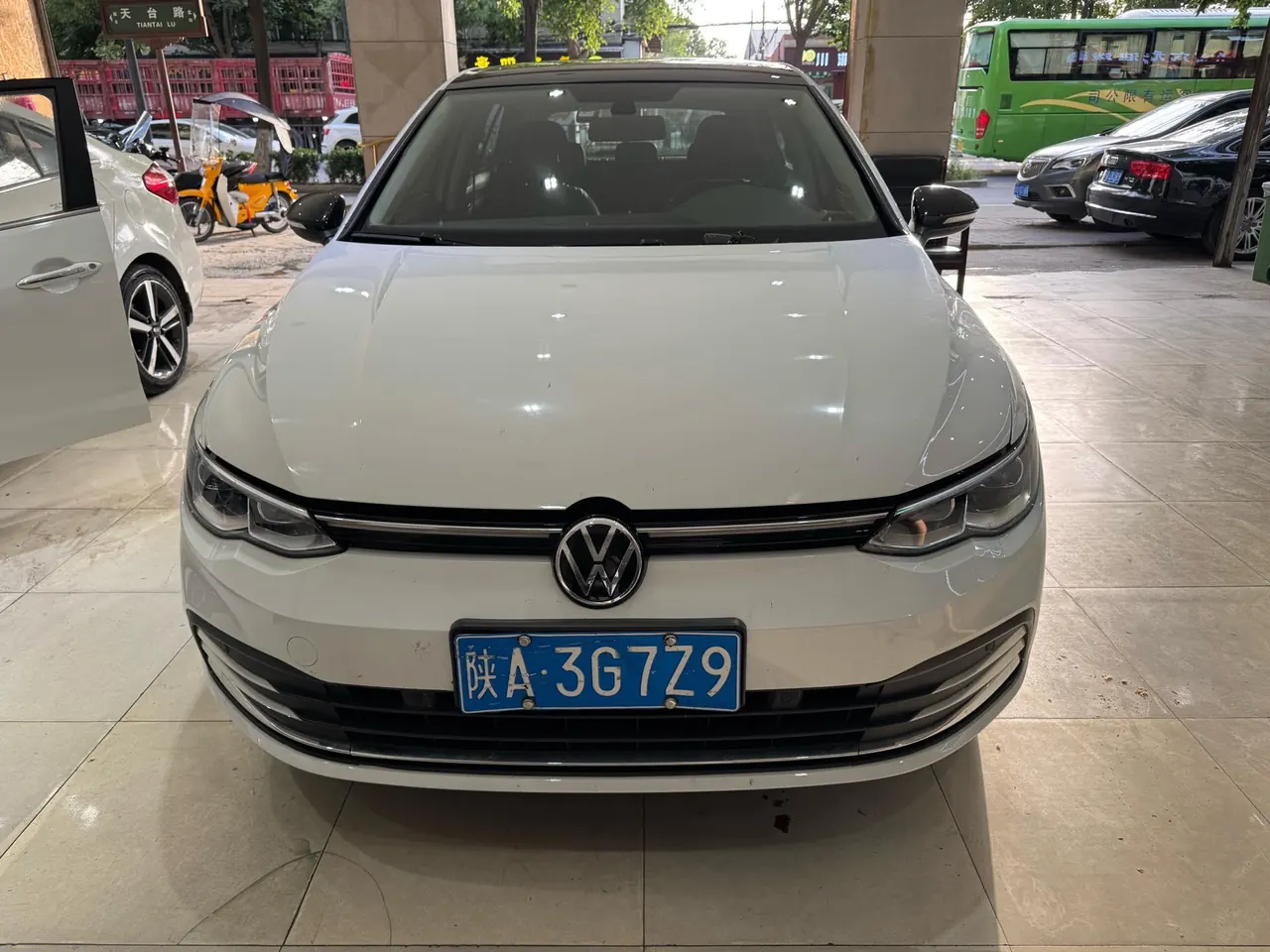 Volkswagen 2021 Golf 8 PRO 1.4TSI 280TSI Automatic 2