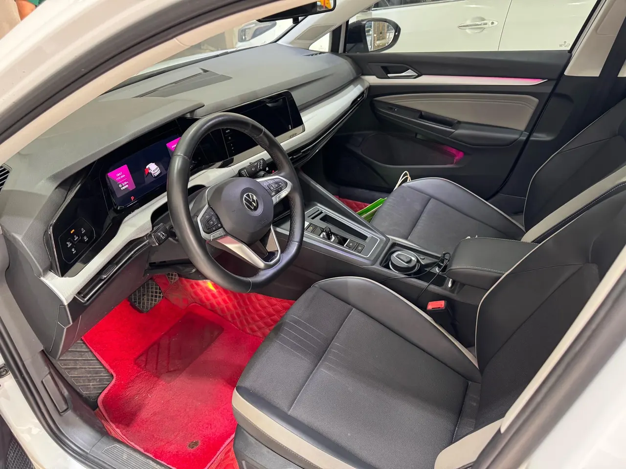 Volkswagen 2021 Golf 8 PRO 1.4TSI 280TSI Automatic 4