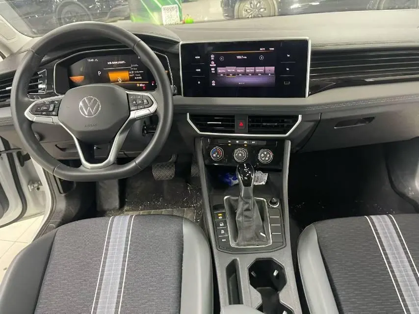 Volkswagen 2023 Sagittarius 1.2TSI 200TSI Flying Edition Automatic Gear 5