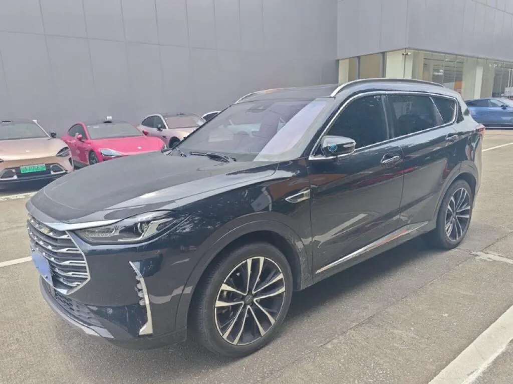 Jetour 2021 X70 PLUS 1.6T 7-seat automatic gear - View 1