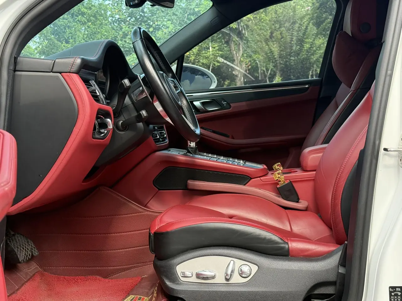 Porsche Macan (Imported) 2020 Macan 2.0T Automatic Gear 3