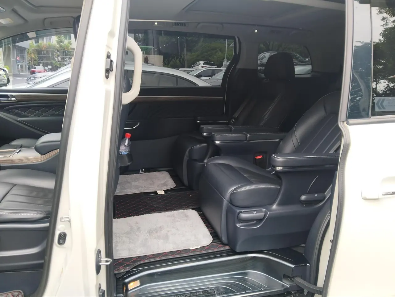 Chuanqi 2020 GM8 2.0T 390T Premium Edition Automatic Gear 4