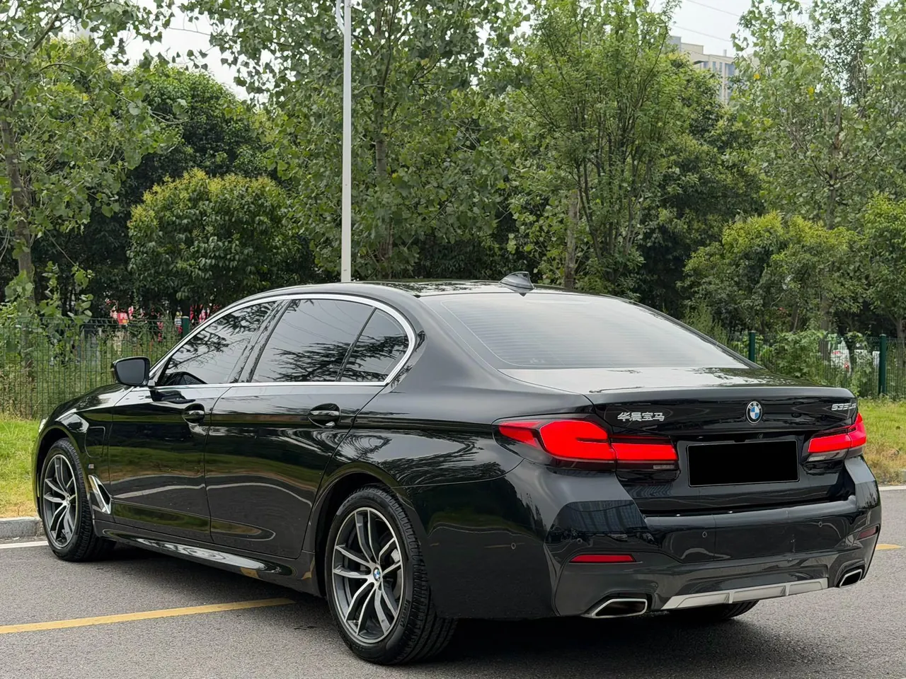 BMW 5 series new energy 2021 535Le 2.0T M sports suit automatic gear 19
