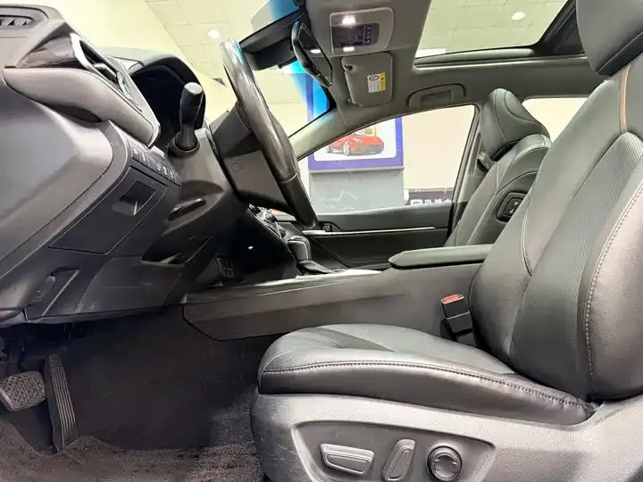 Camry 2021 2.5G Deluxe Edition 5
