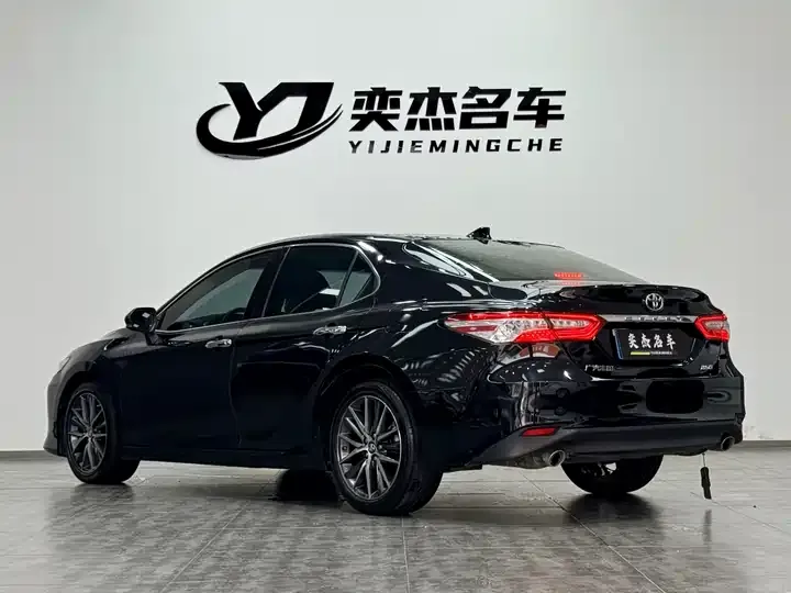 Camry 2021 2.5G Deluxe Edition 9