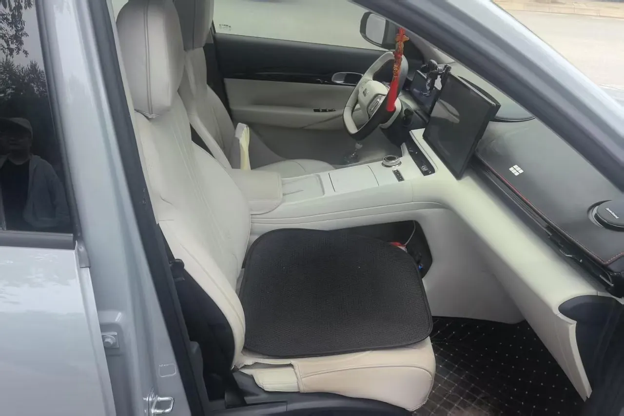Geely Galaxy 2026 E 5 530km Discovery Edition Automatic Gear 7