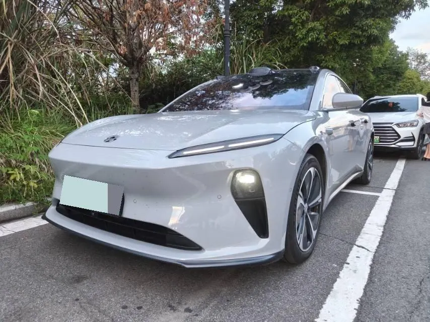 NIO 2024 ET5 75kWh automatic gear - View 1