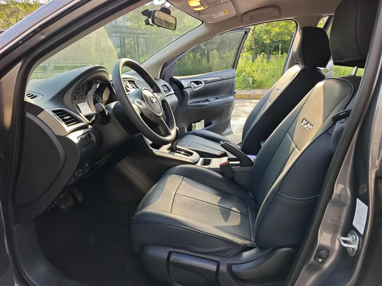 Nissan 2024 Xuanyi Classic 1.6 Stepless XE Comfort Edition (Change 2) Automatic Gear 3