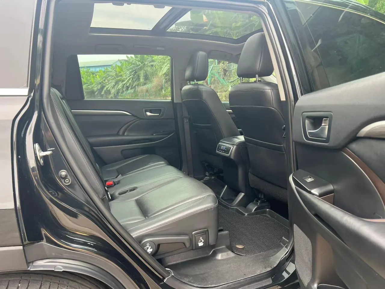 Toyota 2021 Highlander 2.0T 4-wheel drive Premium Edition 7-seat Automatic Gear 9