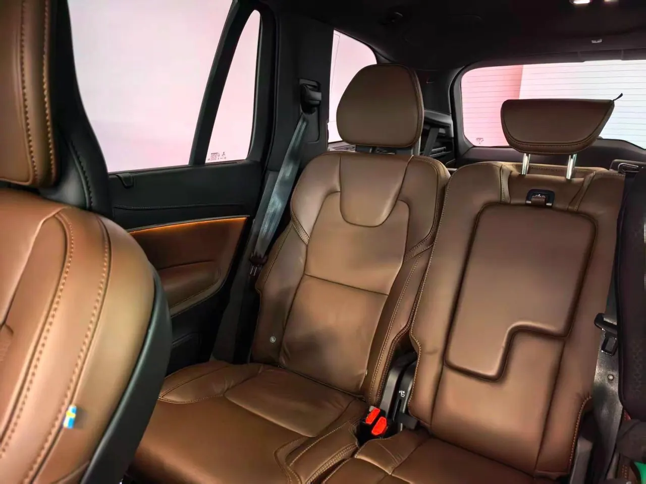 Volvo XC90 (Imported) 2023 XC90 48V 2.0T B6 Zhiya Deluxe Edition 7-seat Automatic Gear 5