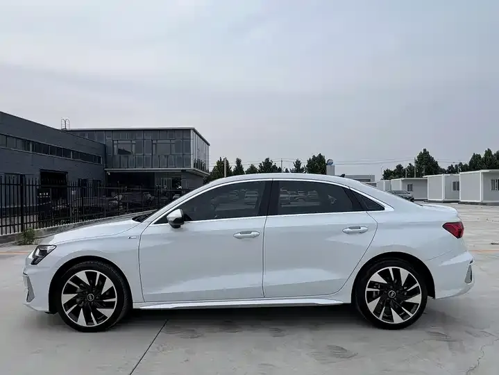 Audi A3 2023 A3L Limousine 35 TFSI Fashion Sport 7