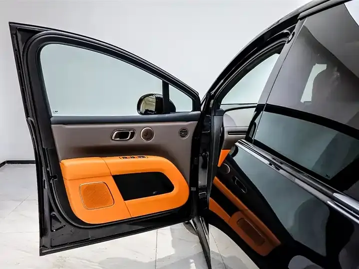 Li i6 2025 four-wheel drive standard edition 8