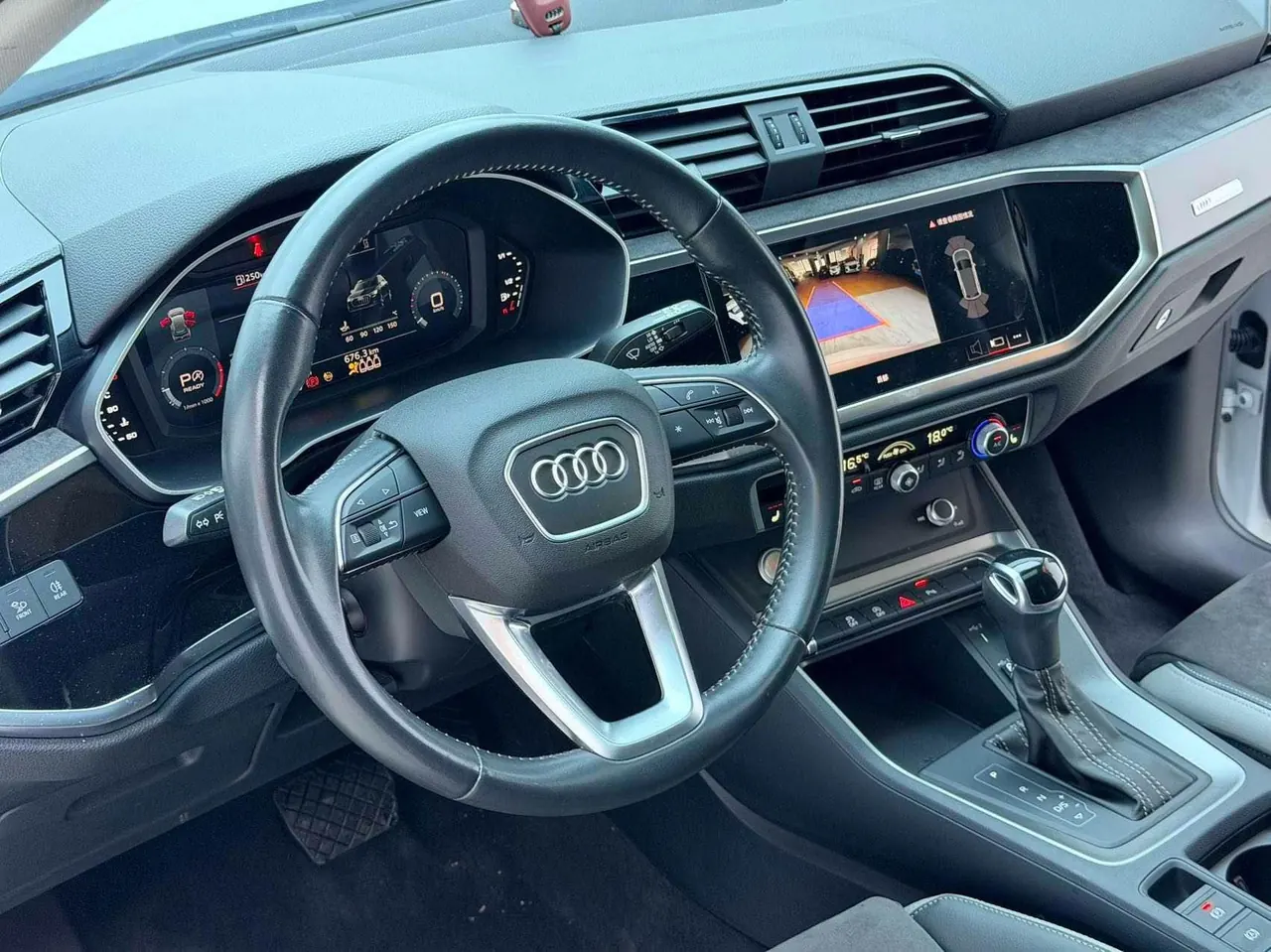 Audi 2022 Q3 1.4TFSI 35TFSI Aggressive Dynamic Automatic 8