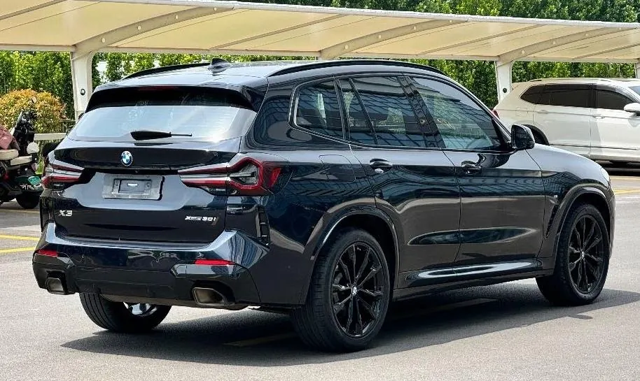 BMW 2022 X3 xDrive30i 2.0T exclusive M obsidian night set (modified) automatic gear 6