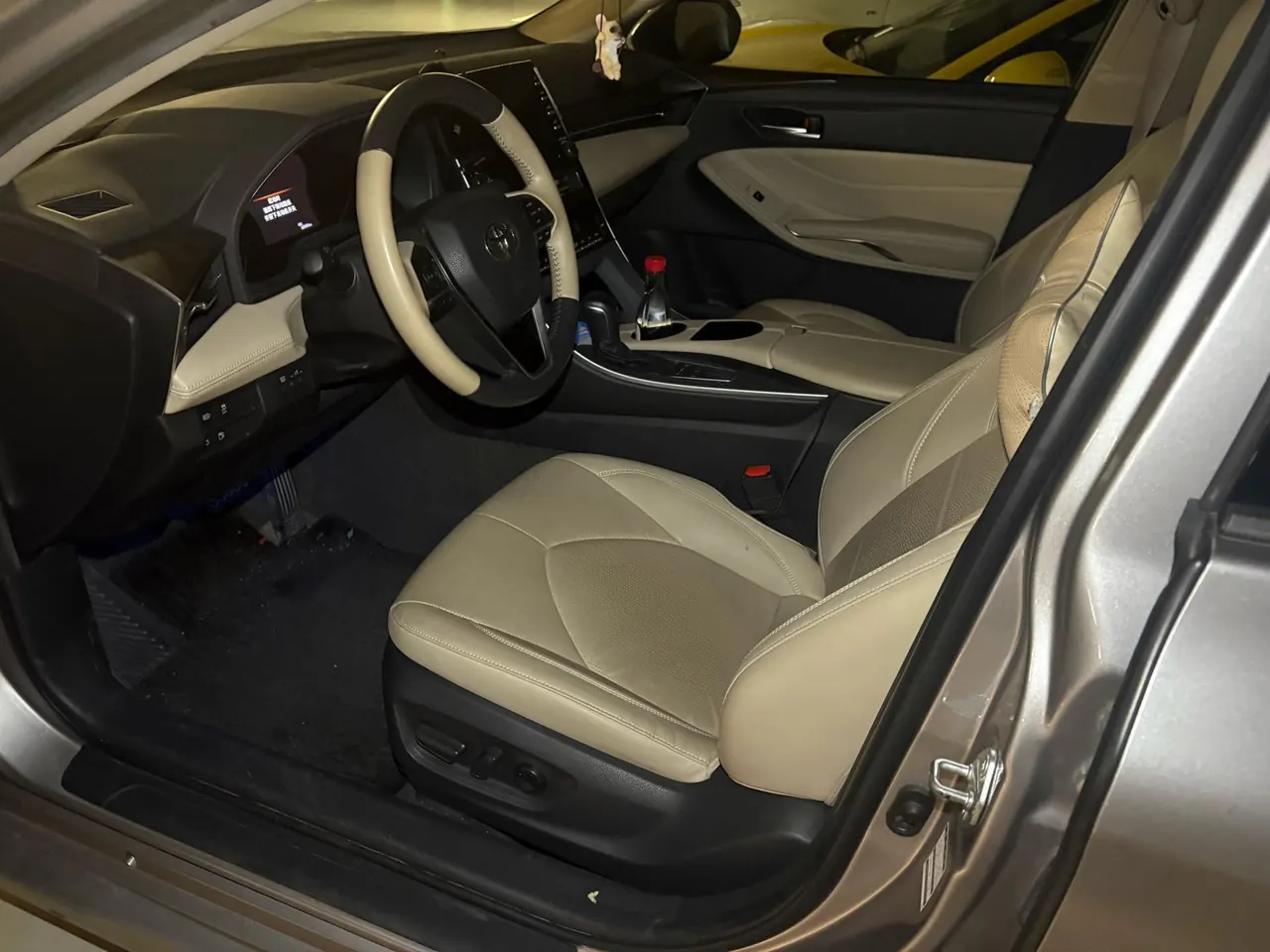 Toyota 2021 Asian Dragon 2.5 Deluxe Edition Automatic 3