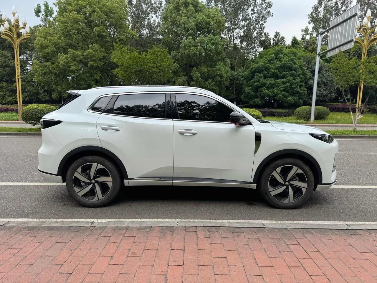ChangAn 2024 CS55 PLUS 1.5T Excellent Automatic Gear 3