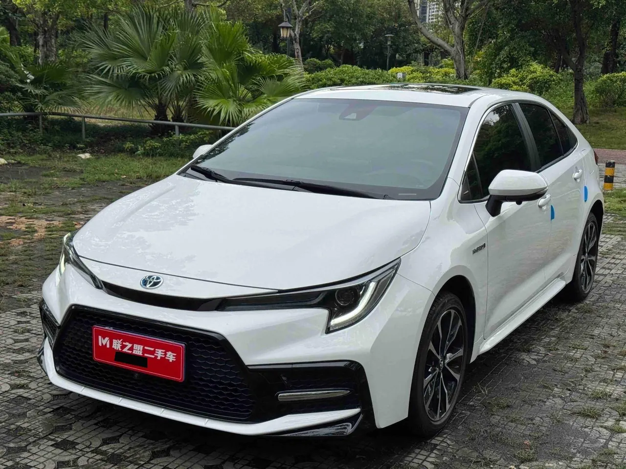 Toyota 2021 Lei Ling Shuangqing 1.8H Stepless Sports Edition Automatic Gear - View 1