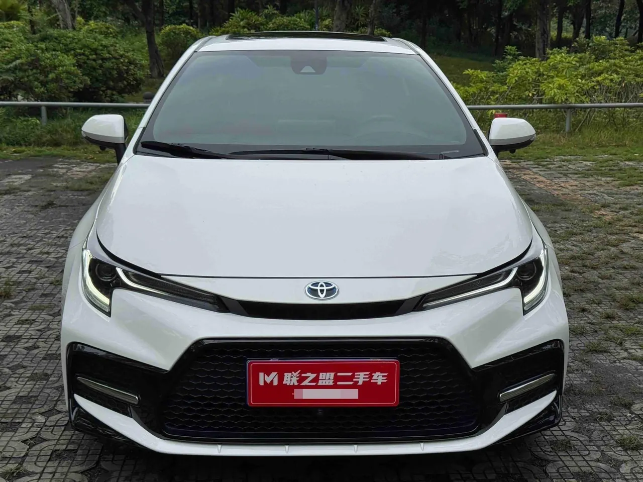 Toyota 2021 Lei Ling Shuangqing 1.8H Stepless Sports Edition Automatic Gear 2