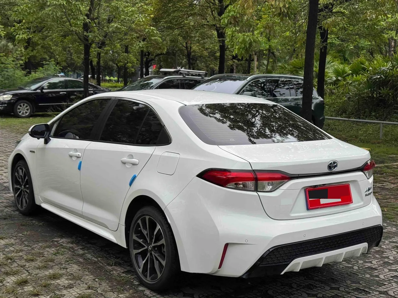 Toyota 2021 Lei Ling Shuangqing 1.8H Stepless Sports Edition Automatic Gear 4