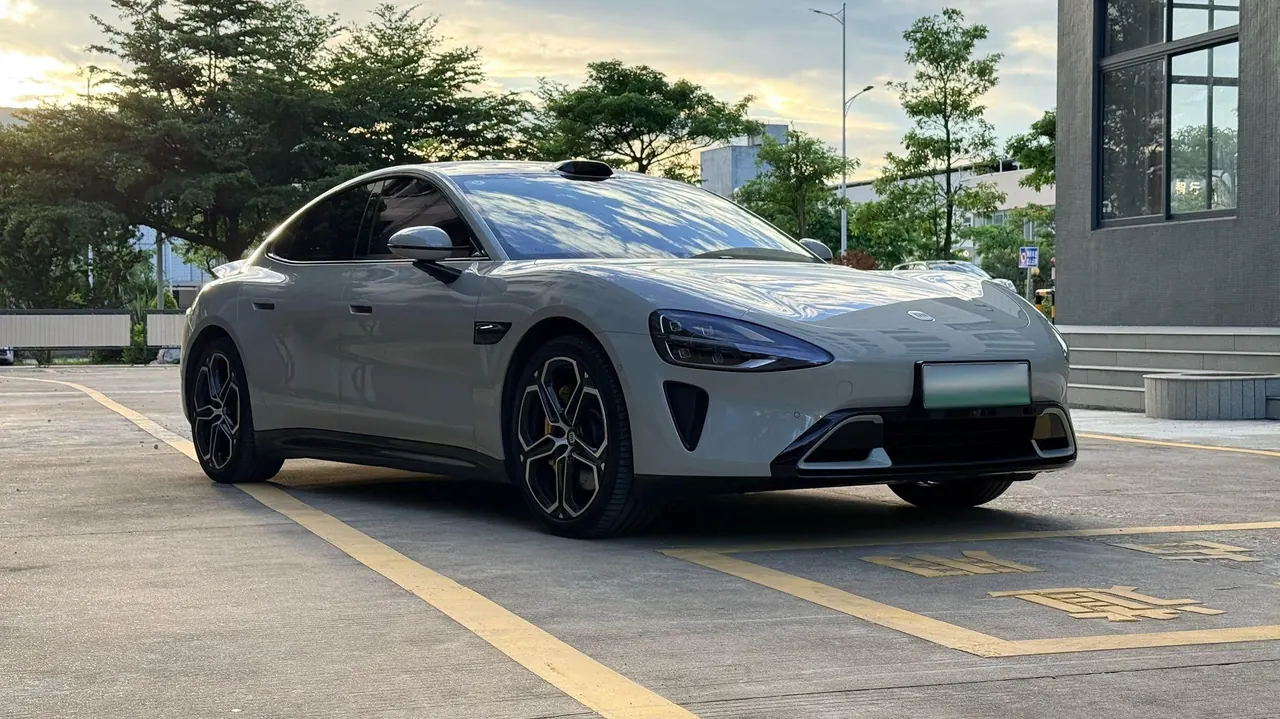 MI 2024 SU 7 800km 4-wheel drive ultra-long endurance high-end smart driving Max version automatic gear 2