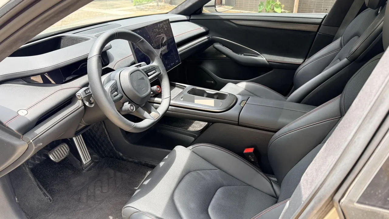 MI 2024 SU 7 800km 4-wheel drive ultra-long endurance high-end smart driving Max version automatic gear 9