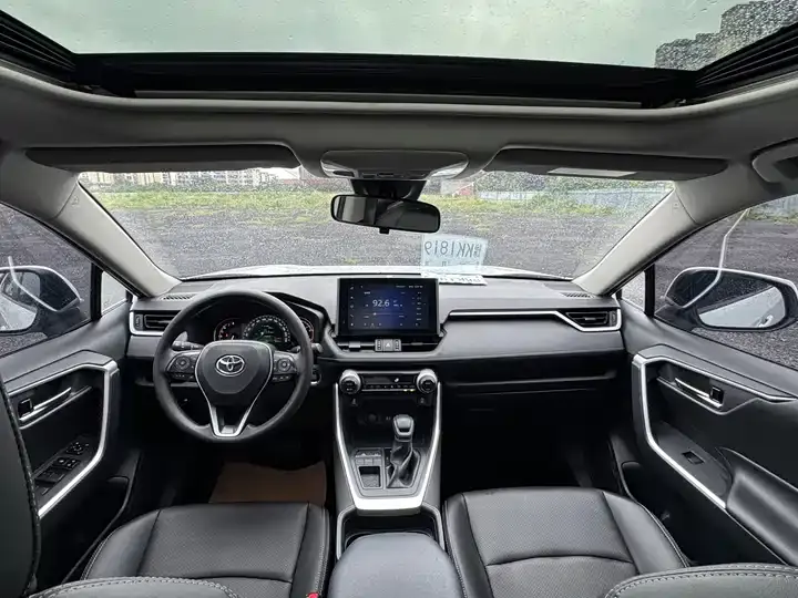 RAV4 Rongfeng 2021 2.0L CVT Two-Drive Fashion Edition 5