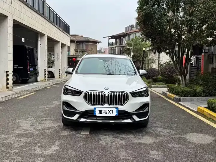 BMW X1 2022 sDrive20Li exclusive type - View 1