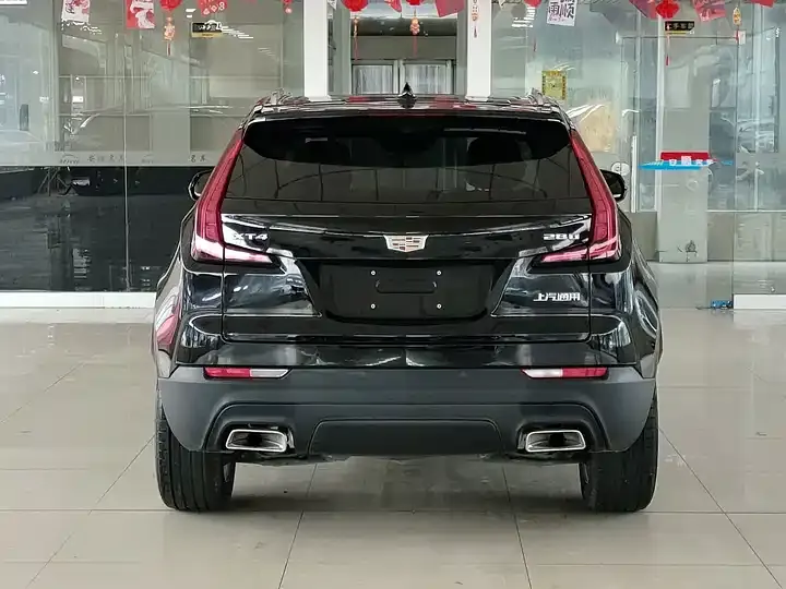 Cadillac XT4 2022 28T Two-Drive Fashion Type 5