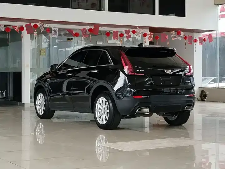 Cadillac XT4 2022 28T Two-Drive Fashion Type 6
