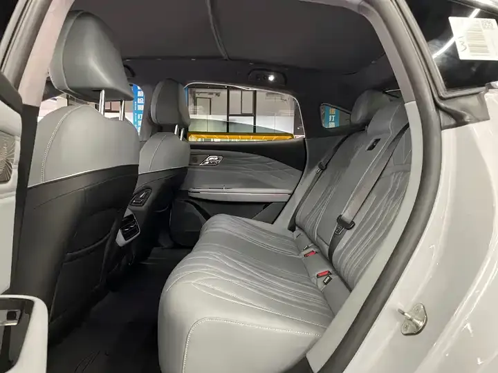 Galaxy E8 2025 700km Sailing Smart Driving Edition 10