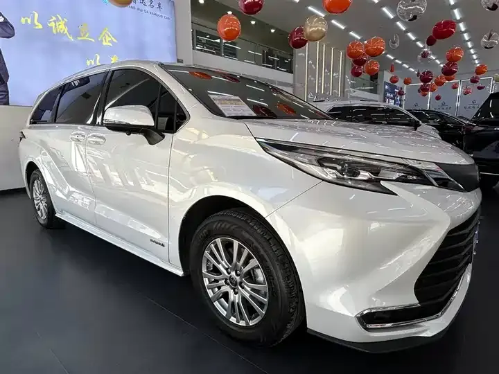 Sana SIENNA 2023 2.5L Hybrid Comfort Edition 3