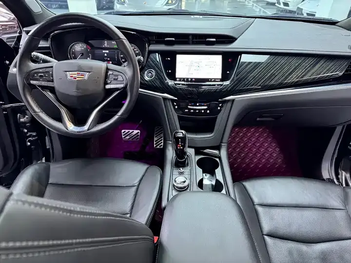 Cadillac XT6 2022 2.0T 6-seat 4-wheel drive luxury model 11