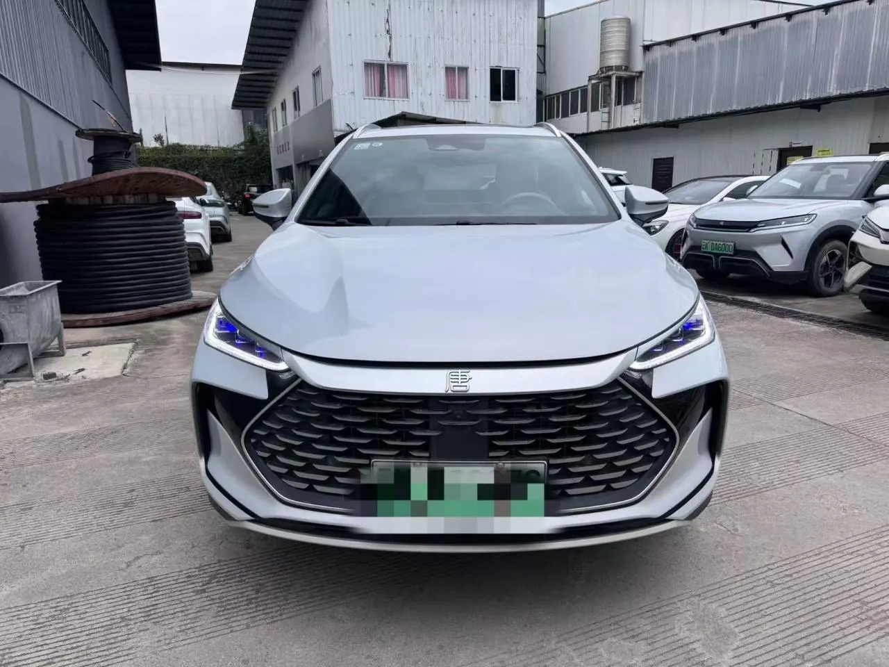 BYD Tang New Energy 2024 Tang DM-i 1.5T Stepless Champion Edition 200KM Exclusive Automatic Gear 2