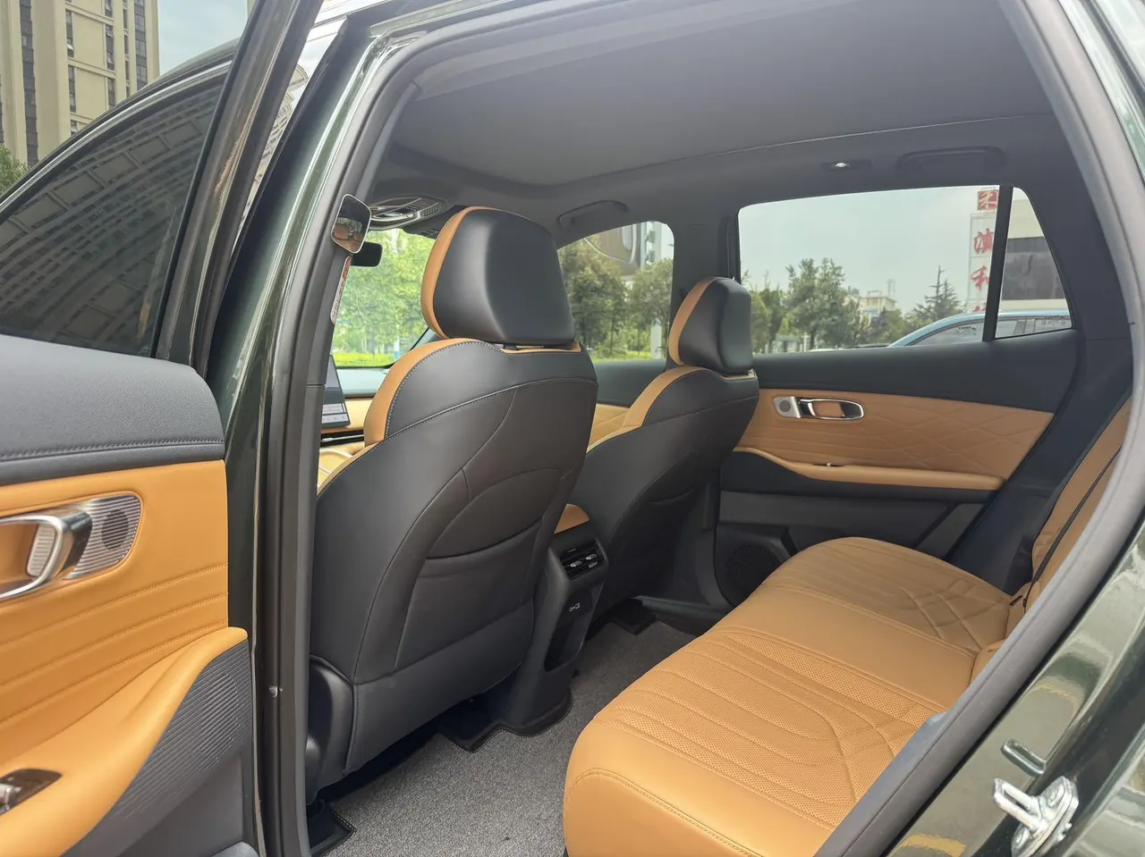 Geely Galaxy 2025 Starship 7 EM-i 1.5 120km Pilot Automatic Gear 4