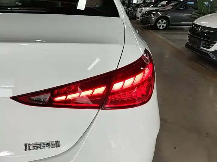 Mercedes Benz Class C 2023 to Class II C 260 L Sports Edition 8