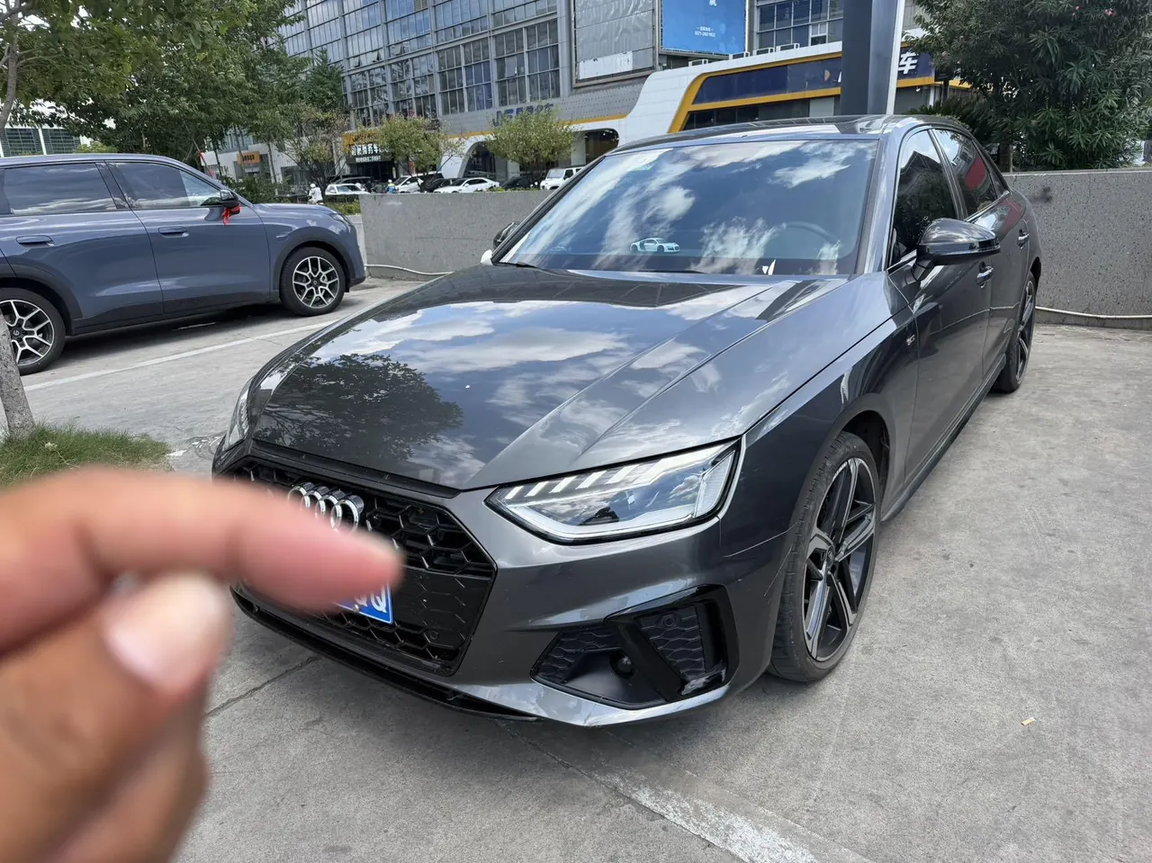 Audi 2024 A4L 2.0TFSI 40TFSI Deluxe Dynamic Automatic - View 1