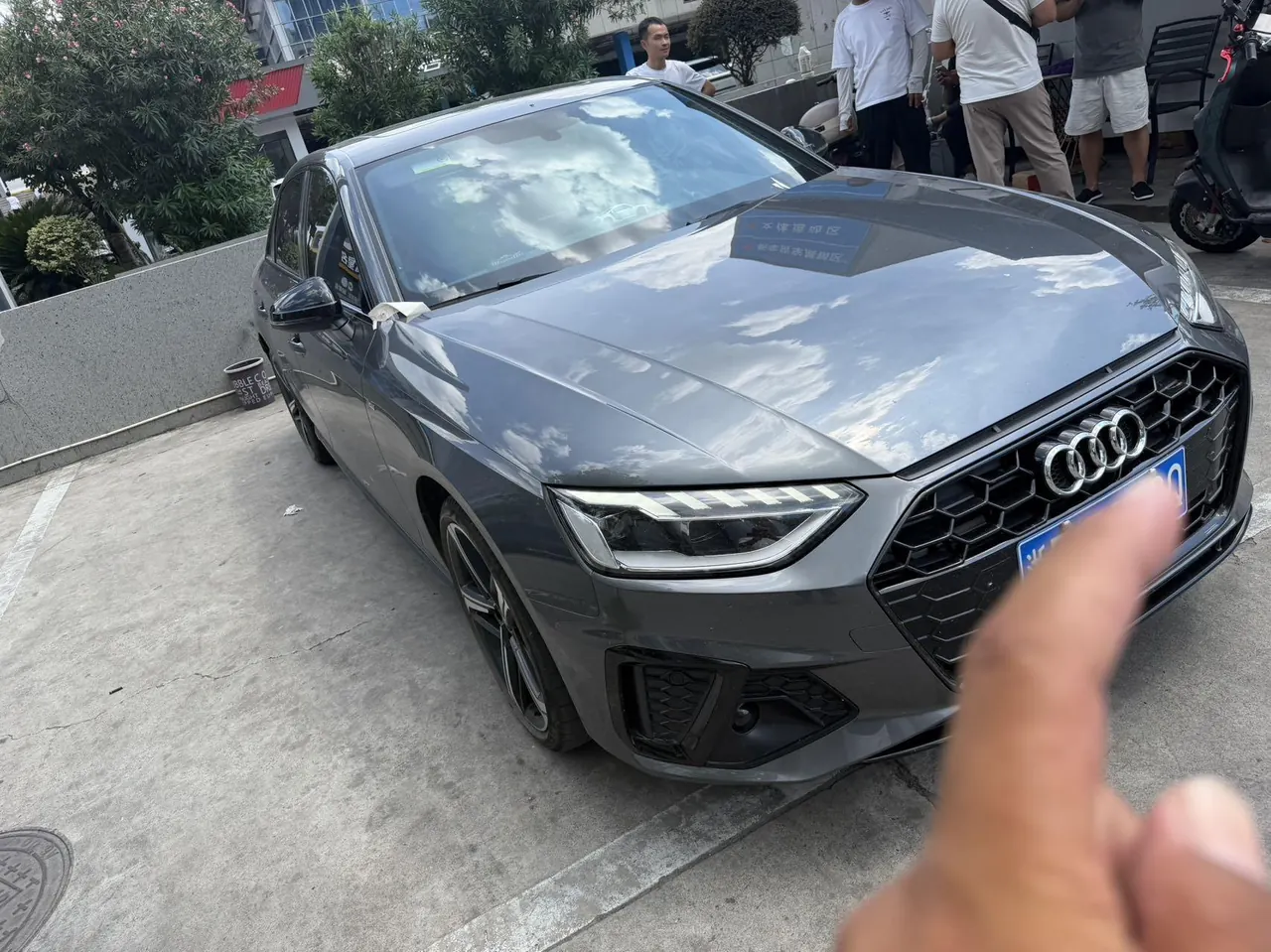 Audi 2024 A4L 2.0TFSI 40TFSI Deluxe Dynamic Automatic 2