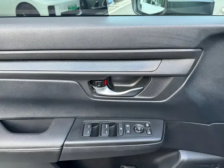 Honda CR-V 2024 240TURBO Two-Drive Front Edition 5 4