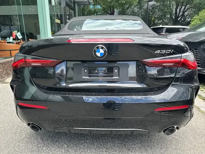 BMW 4 Series 2024 430i Convertible M Sports Obsidian Night Suit 11