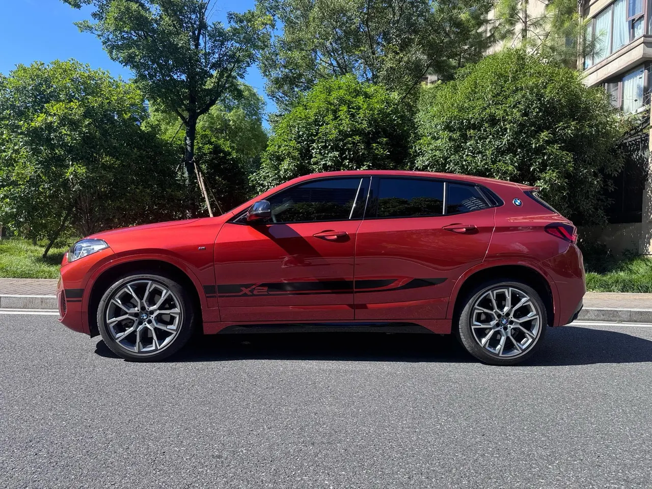BMW 2022 X2 xDrive25i 2.0T Obsidian Night Edition Automatic Gear 17